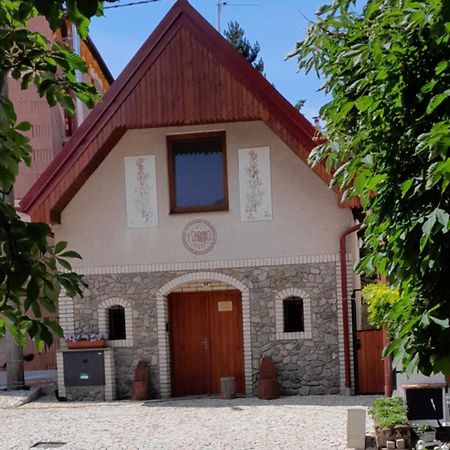 Ubytovani Na Sklepe U Prochazku Pouzdrany 외부 사진