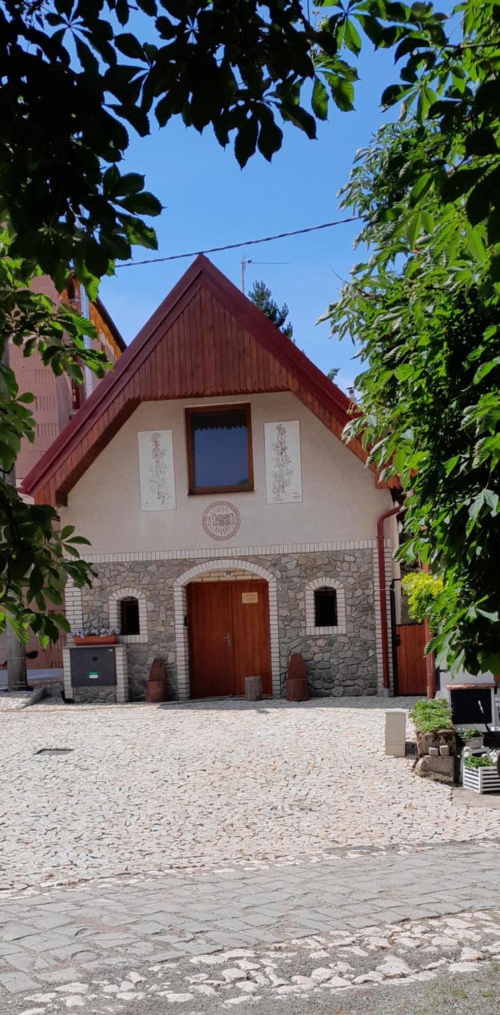 Ubytovani Na Sklepe U Prochazku Pouzdrany 외부 사진